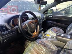 جیپ گراند شیرۆکی